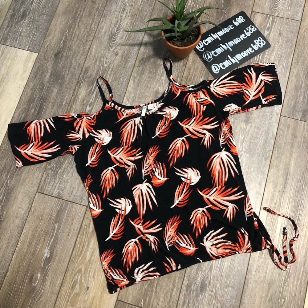 5 for $10 Cato Cold Shoulder Top